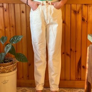 80’s High Rise White Chic Denim Mom Jeans